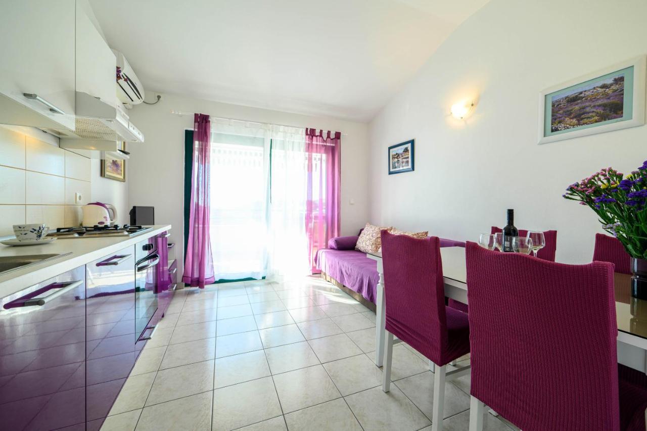 Apartments Vala Zaboric - With Boat Mooring المظهر الخارجي الصورة
