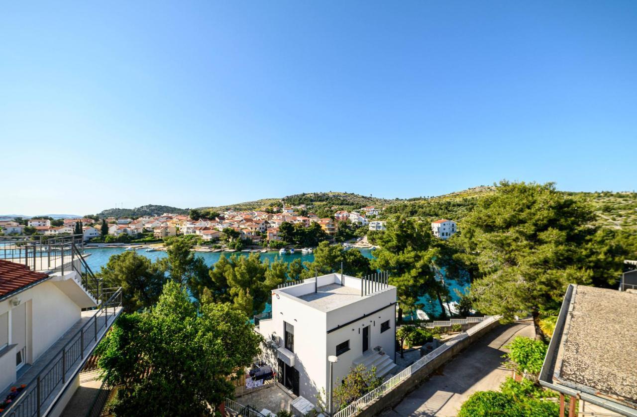 Apartments Vala Zaboric - With Boat Mooring المظهر الخارجي الصورة