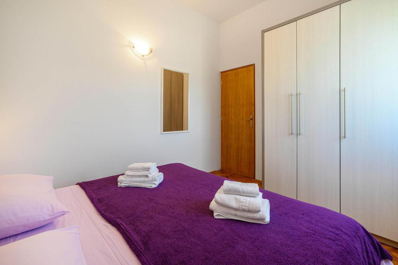 Apartments Vala Zaboric - With Boat Mooring المظهر الخارجي الصورة