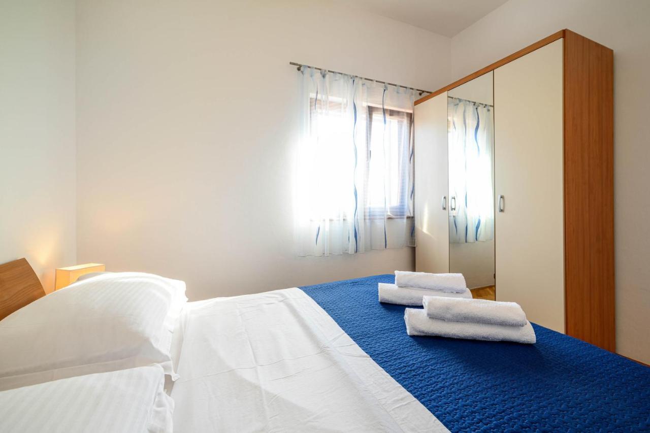 Apartments Vala Zaboric - With Boat Mooring المظهر الخارجي الصورة