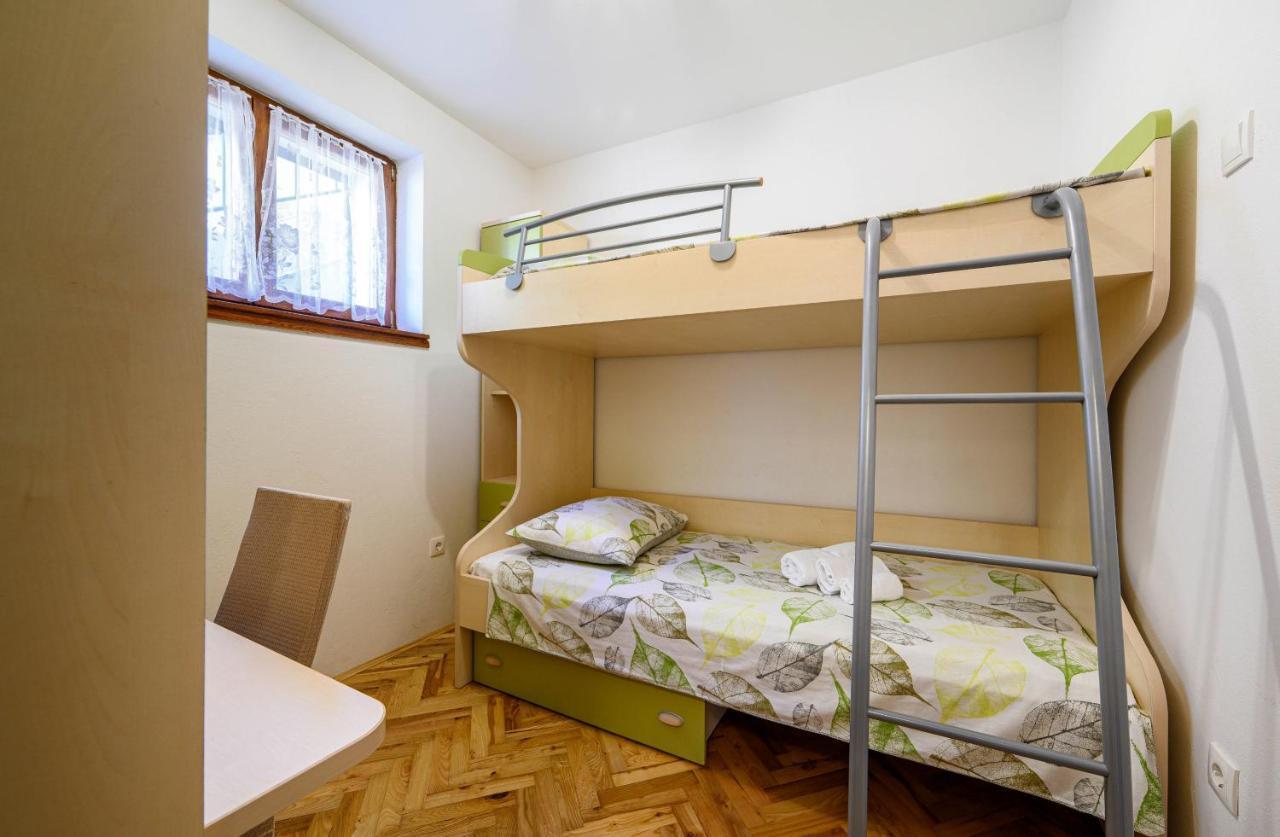 Apartments Vala Zaboric - With Boat Mooring المظهر الخارجي الصورة