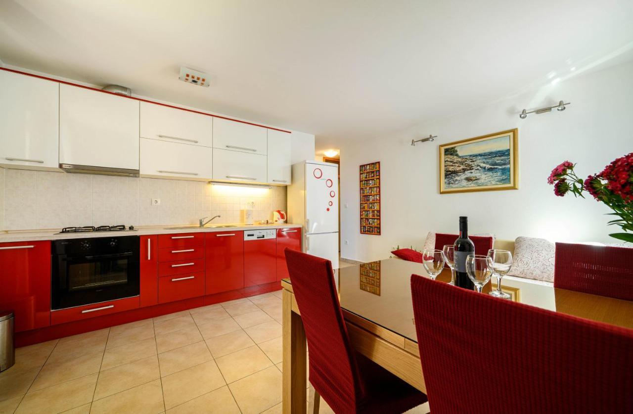Apartments Vala Zaboric - With Boat Mooring المظهر الخارجي الصورة