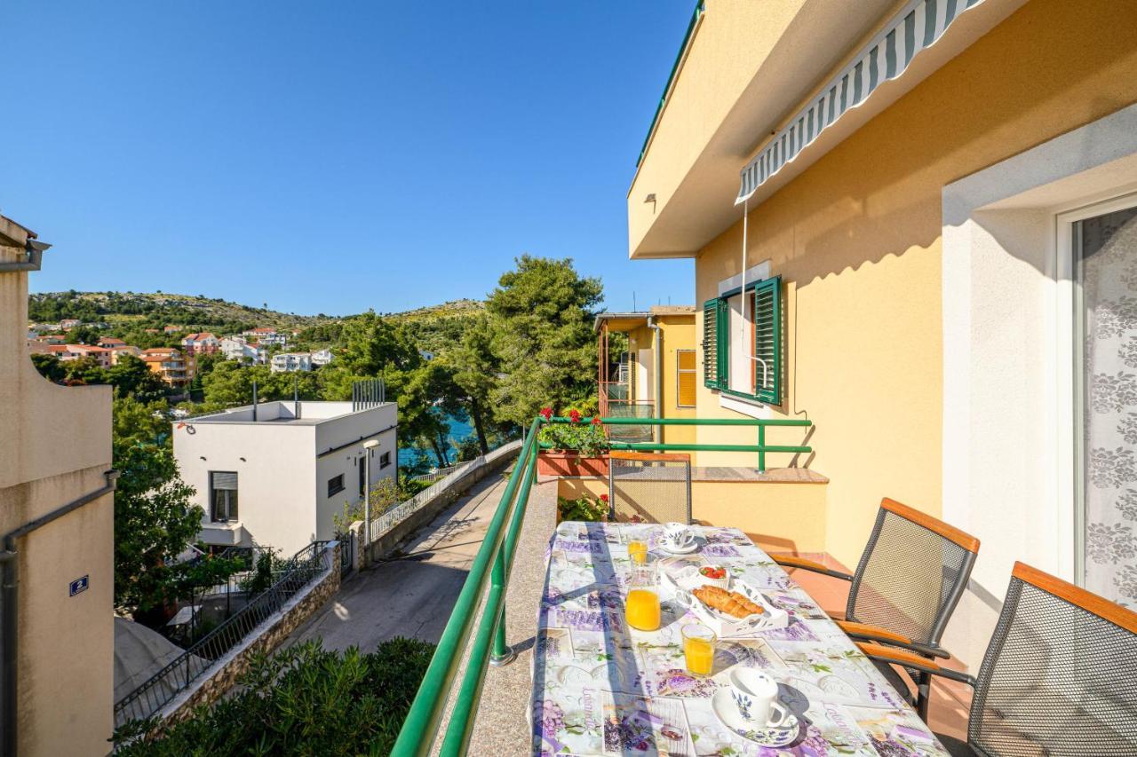 Apartments Vala Zaboric - With Boat Mooring المظهر الخارجي الصورة