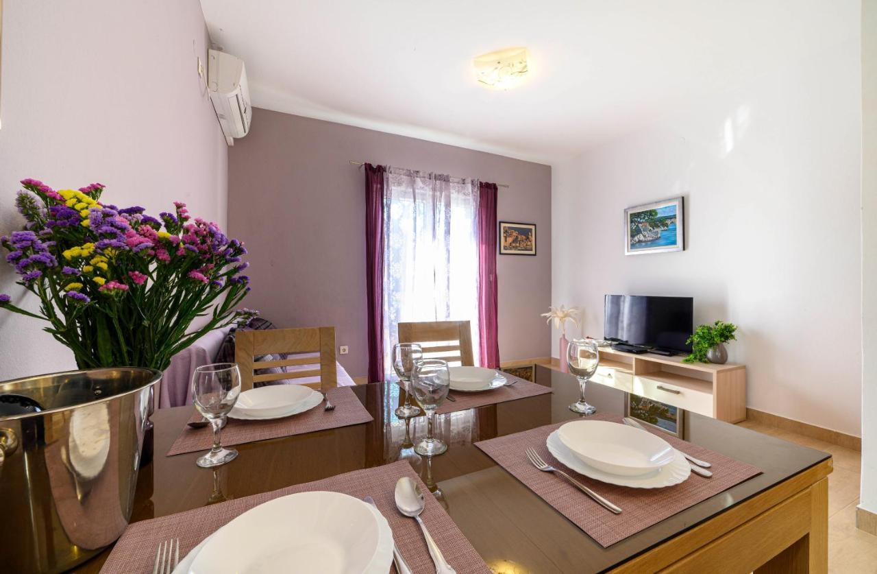Apartments Vala Zaboric - With Boat Mooring المظهر الخارجي الصورة