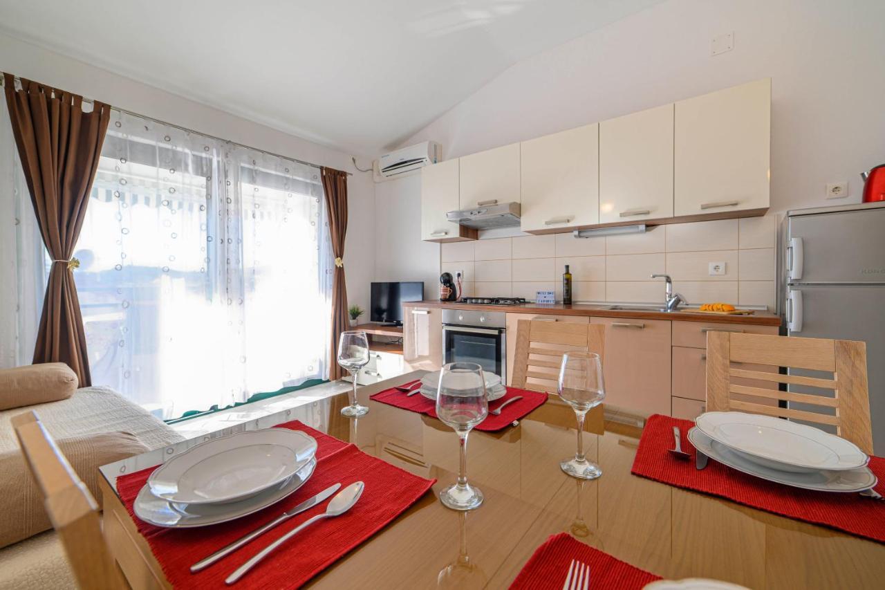 Apartments Vala Zaboric - With Boat Mooring المظهر الخارجي الصورة