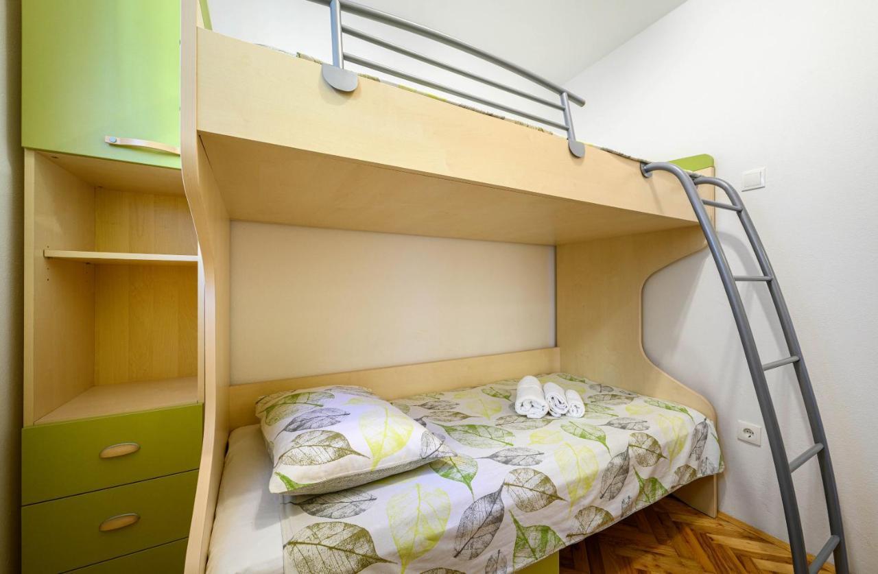 Apartments Vala Zaboric - With Boat Mooring المظهر الخارجي الصورة